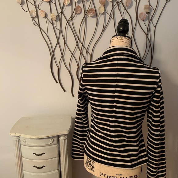 💥🌟SALE- 2 for $20-🌟💥 Mod Modele jacket,t-shirt material, stripes,med - Picture 2 of 4